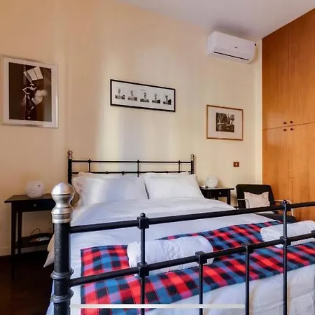 Center Coliseum Appartement *